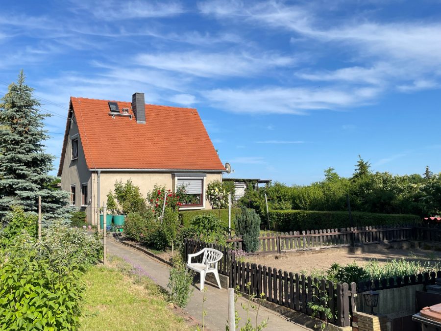 Einfamilienhaus auf großem Grundstück in traumhafter Lage