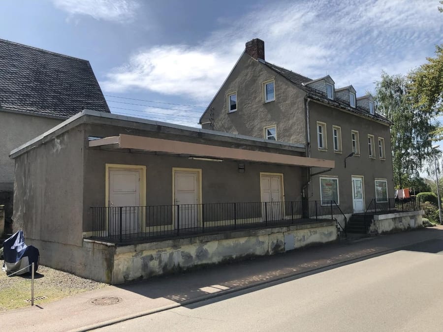 Wohn- und Gewerbeobjekt in Kleinschirma