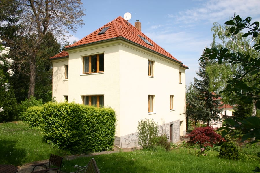 Mehrfamilienhaus in Cossebaude