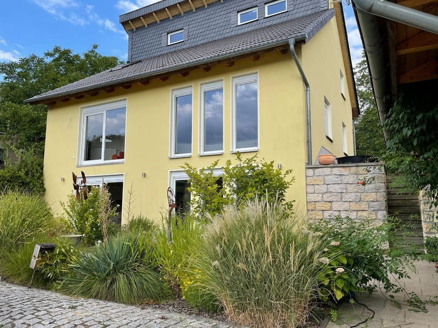 Einfamilienhaus in Pirna: Architektenhaus in ruhiger, familienfreundlicher Lage